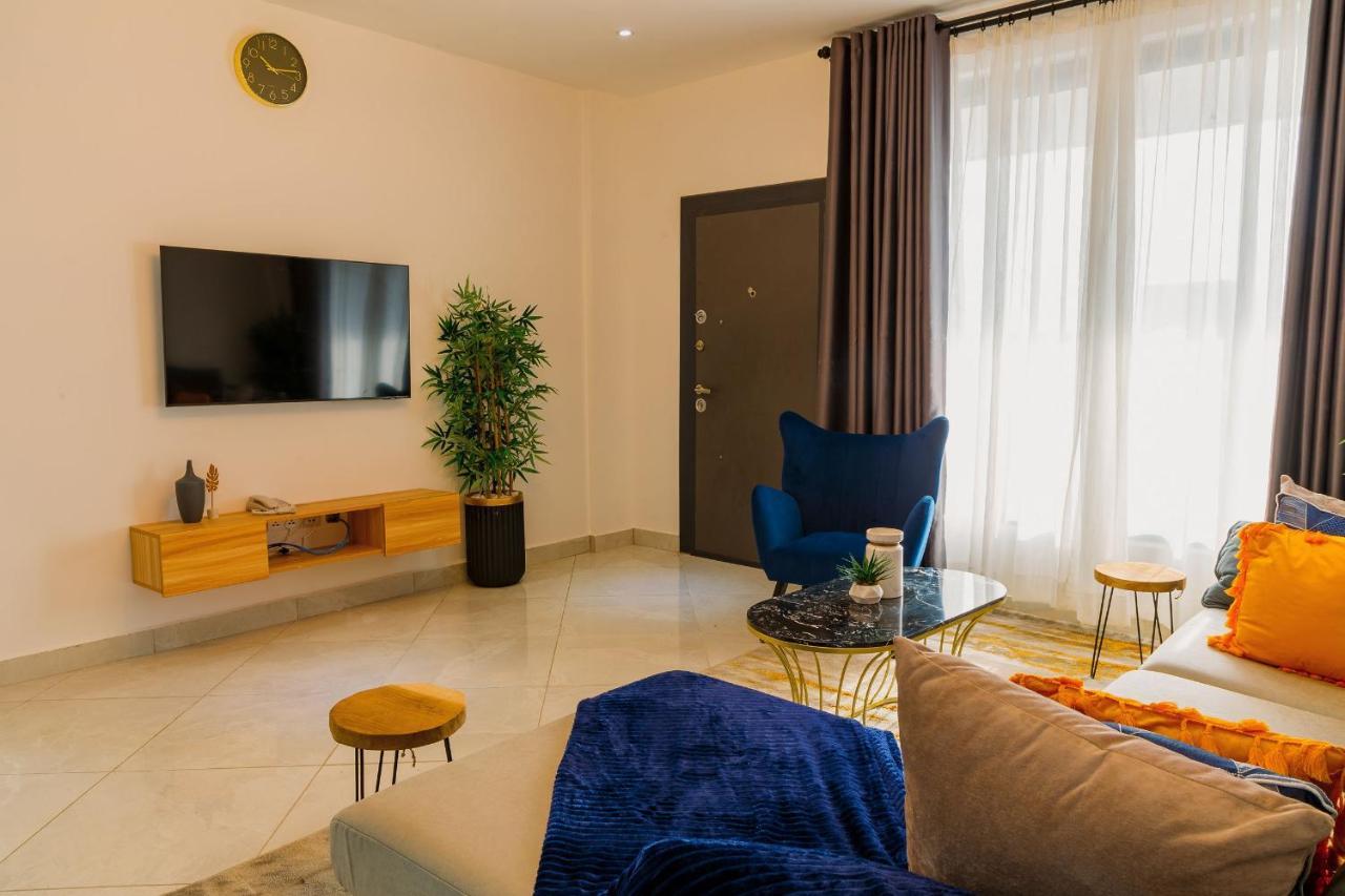 The Avery Apartments At Odomaa Place, East Airport Accra Exterior photo