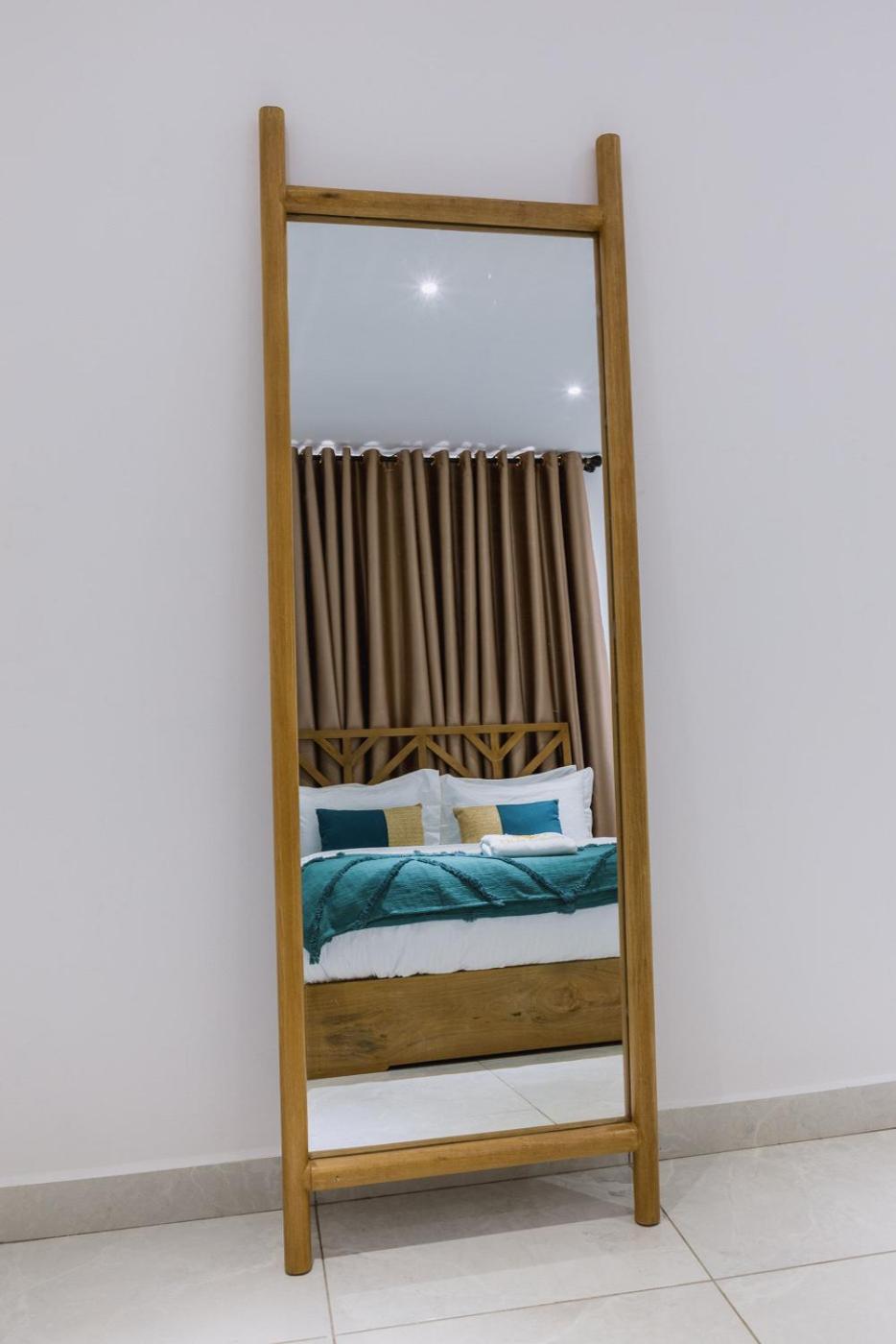 The Avery Apartments At Odomaa Place, East Airport Accra Exterior photo